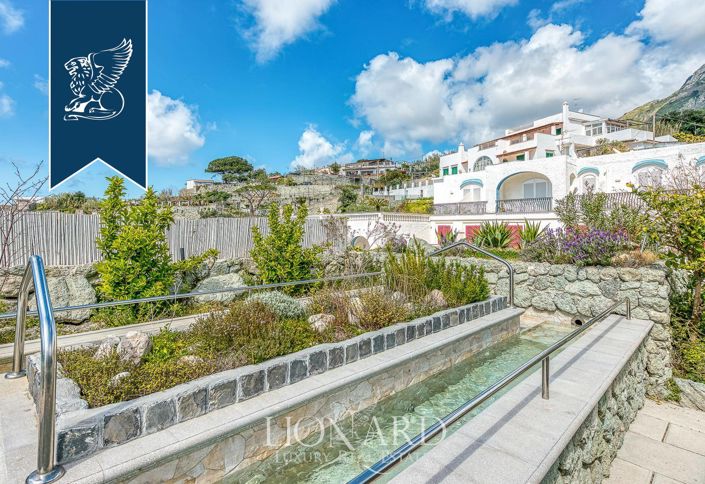 Image No.11-62 Bed Hotel for sale