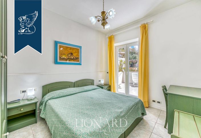 Image No.38-62 Bed Hotel for sale