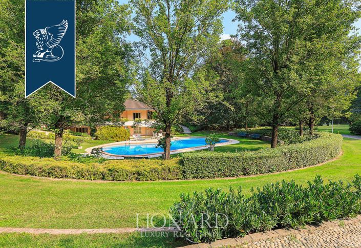 Image No.12-6 Bed Villa for sale