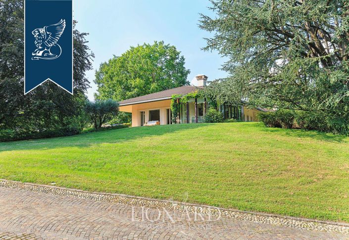 Image No.19-6 Bed Villa for sale