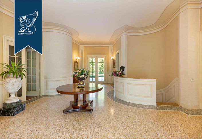 Image No.35-6 Bed Villa for sale