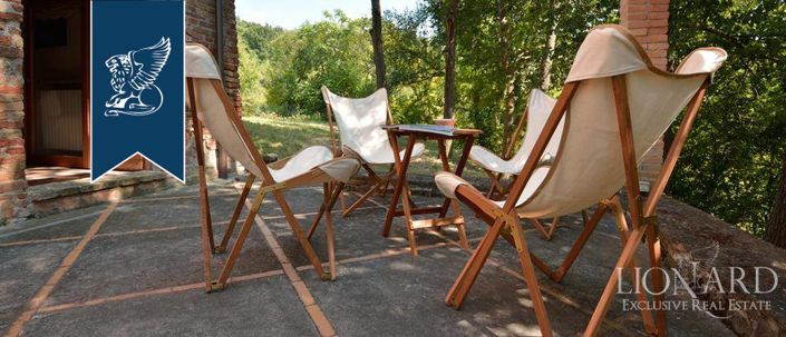 Image No.12-9 Bed Country House for sale