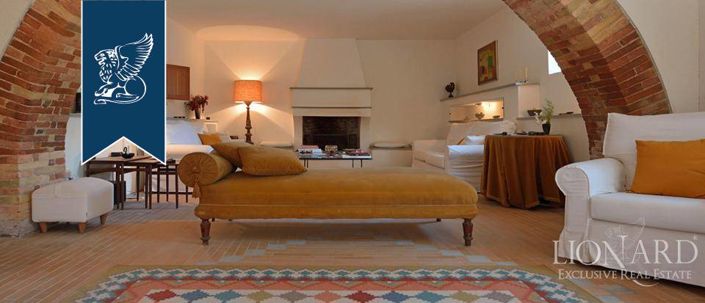 Image No.23-9 Bed Country House for sale
