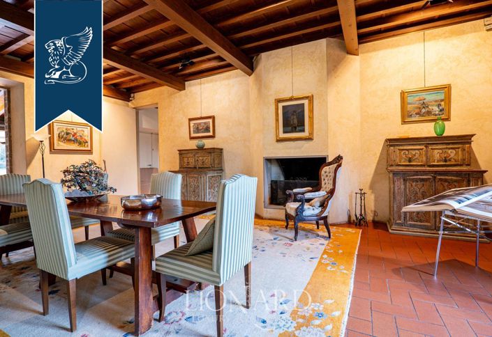 Image No.10-4 Bed Country House for sale