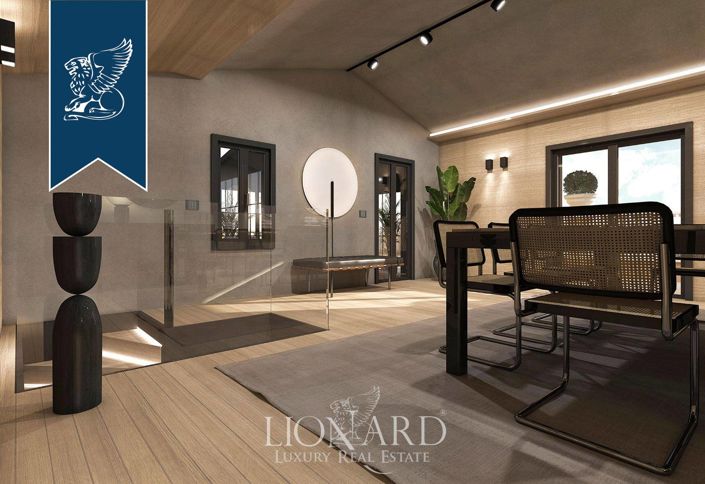 Image No.10-4 Bed Property for sale