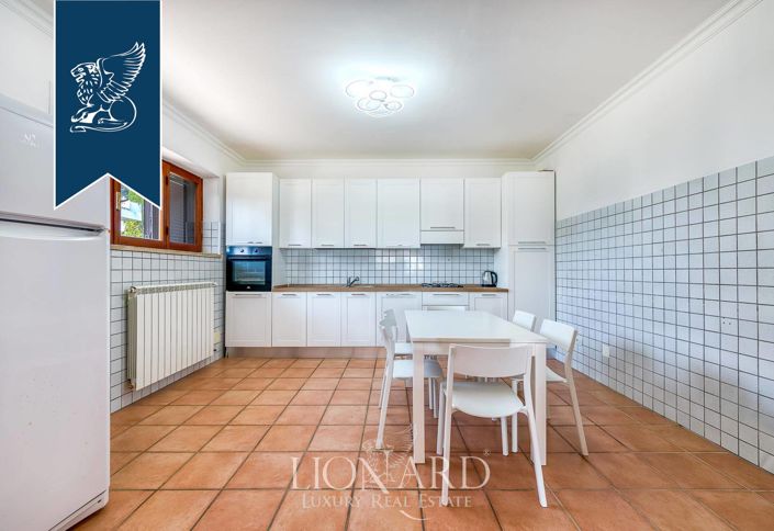 Image No.20-Villa de 9 chambres à vendre à San Felice Circeo