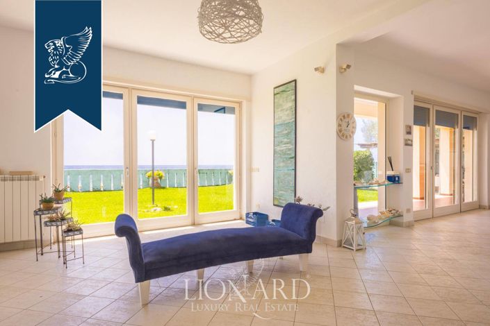 Image No.13-Villa de 6 chambres à vendre à Fondi