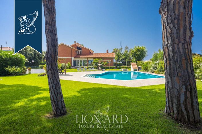 Image No.3-Villa de 6 chambres à vendre à Fondi