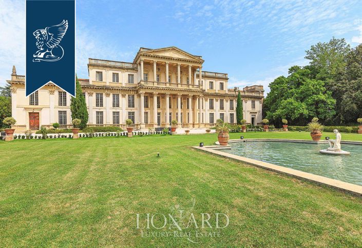 Image No.7-24 Bed Villa for sale