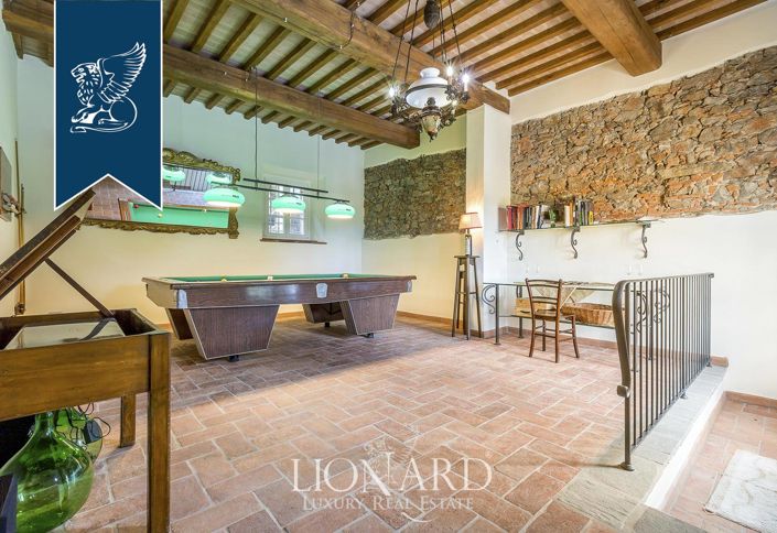 Image No.17-9 Bed Farmhouse for sale