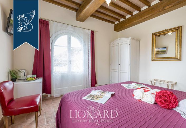 Image No.31-9 Bed Farmhouse for sale