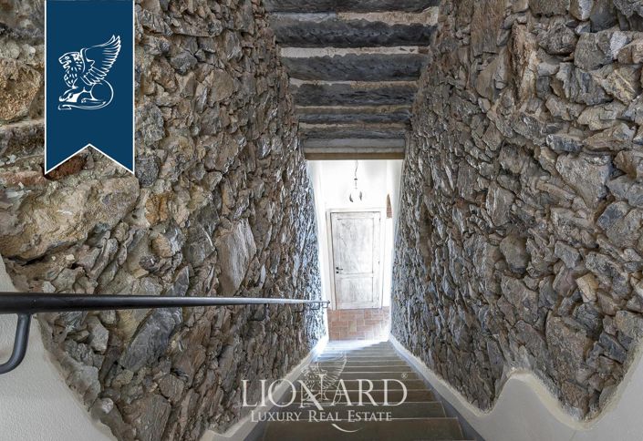 Image No.37-9 Bed Farmhouse for sale