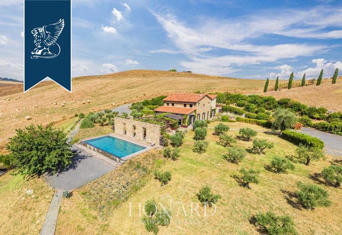 Image No.6-6 Bed Country House for sale