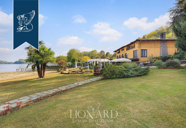 Image No.2-5 Bed Villa for sale