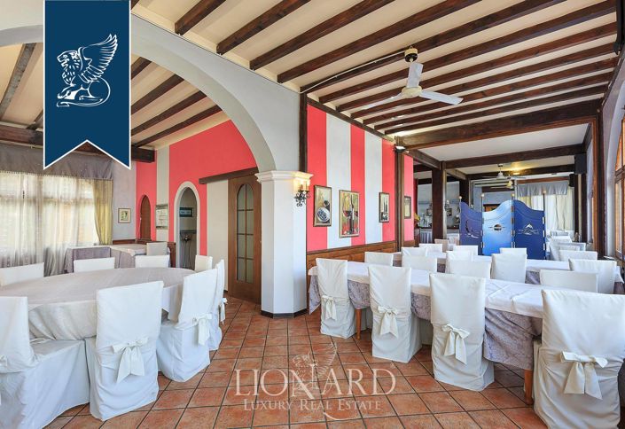 Image No.31-5 Bed Villa for sale