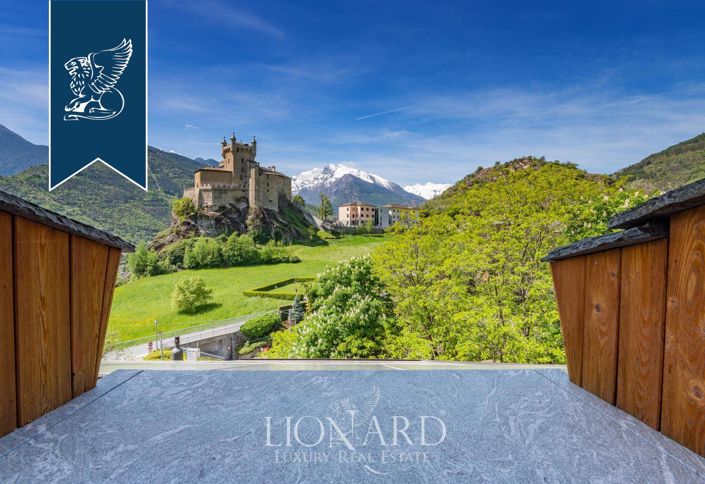 Image No.49-16 Bed Farmhouse for sale