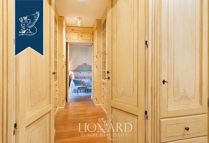 Image No.30-4 Bed Farmhouse for sale