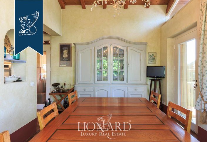 Image No.37-4 Bed Farmhouse for sale