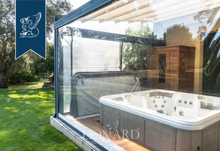 Image No.13-5 Bed Villa for sale