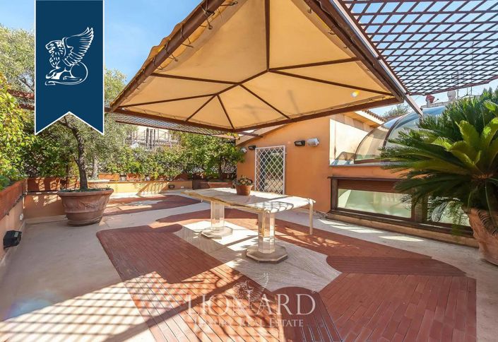 Image No.18-4 Bed Property for sale