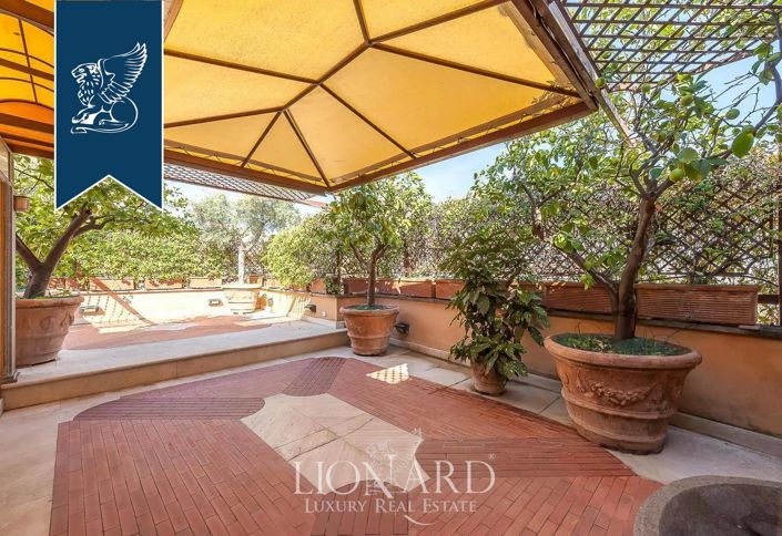 Image No.19-4 Bed Property for sale