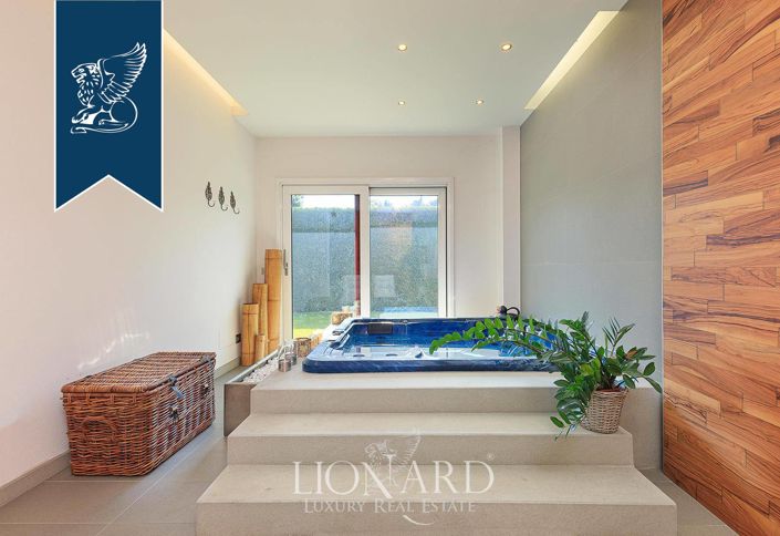 Image No.24-3 Bed Villa for sale