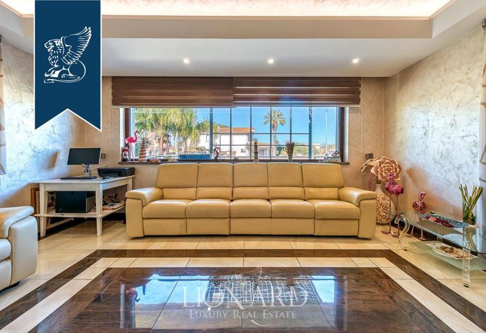 Image No.4-5 Bed Villa for sale