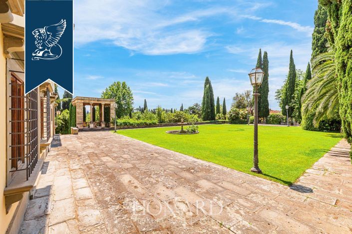 Image No.14-Villa de 15 chambres à vendre à Florence