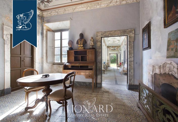 Image No.15-30 Bed Villa for sale