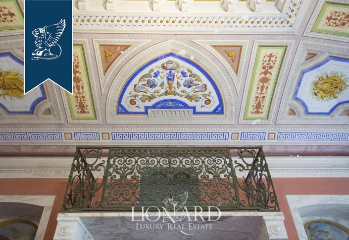 Image No.33-30 Bed Villa for sale