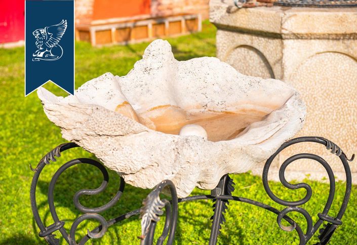 Image No.17-7 Bed Villa for sale