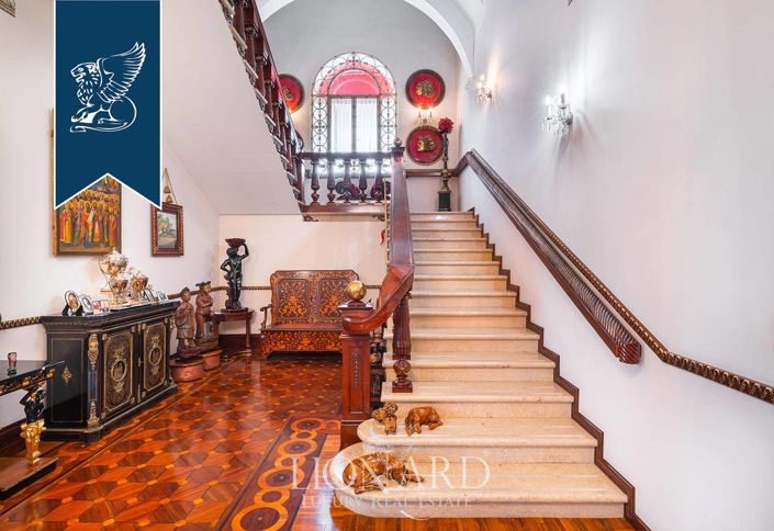 Image No.20-7 Bed Villa for sale