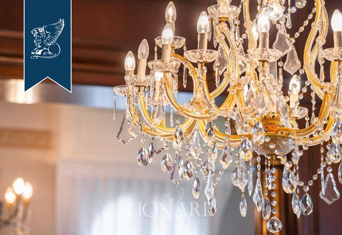 Image No.23-7 Bed Villa for sale