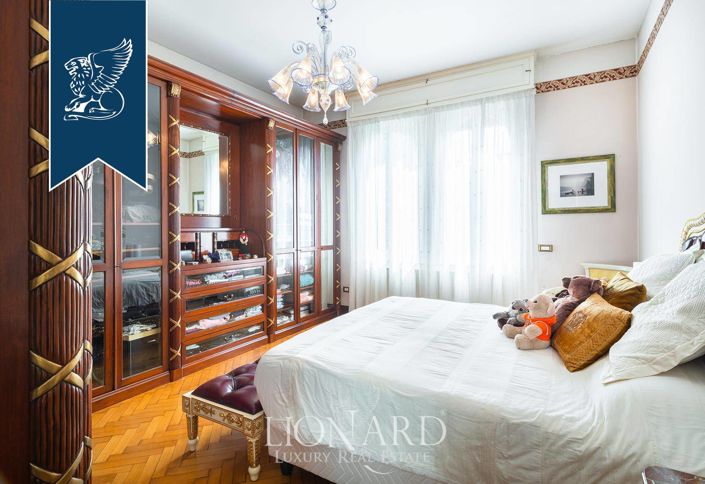 Image No.43-7 Bed Villa for sale