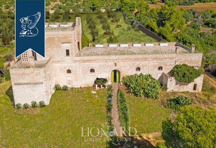 Image No.4-12 Bed Country House for sale