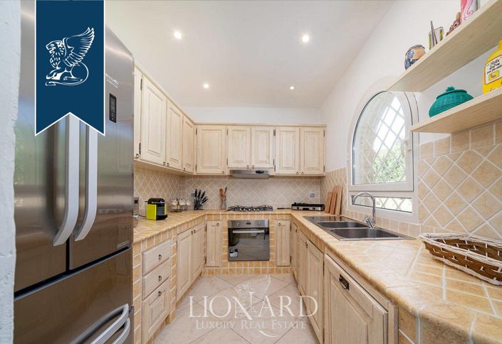 Image No.34-6 Bed Villa for sale