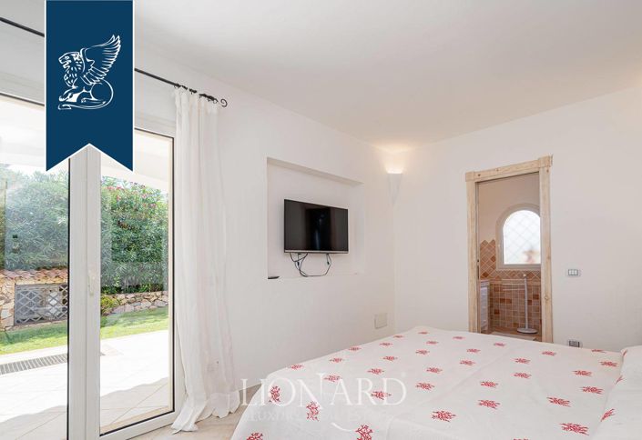 Image No.40-6 Bed Villa for sale