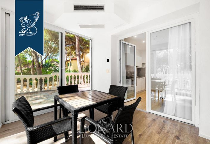 Image No.3-Un hôtel de 16 chambres à vendre à Rosignano Marittimo