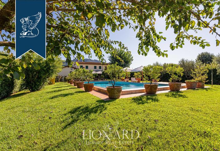 Image No.10-4 Bed Villa for sale