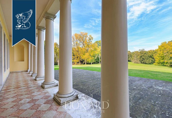 Image No.21-6 Bed Villa for sale