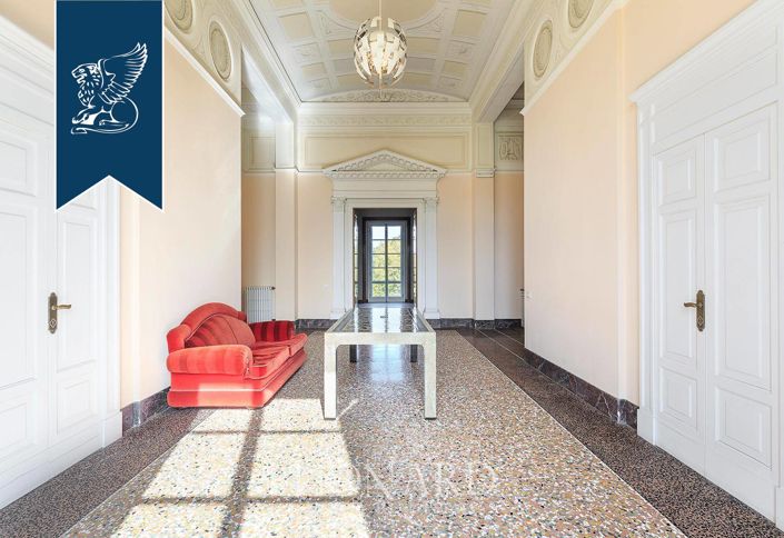 Image No.36-6 Bed Villa for sale