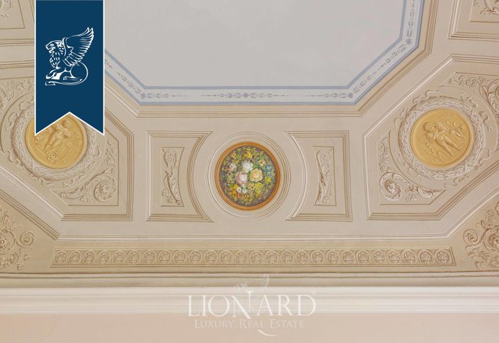 Image No.42-6 Bed Villa for sale