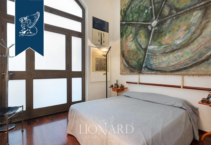 Image No.13-4 Bed Flat for sale