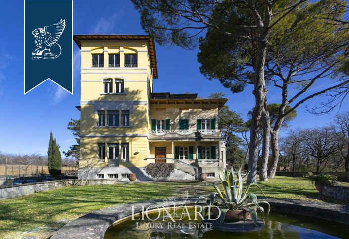 Image No.14-8 Bed Villa for sale