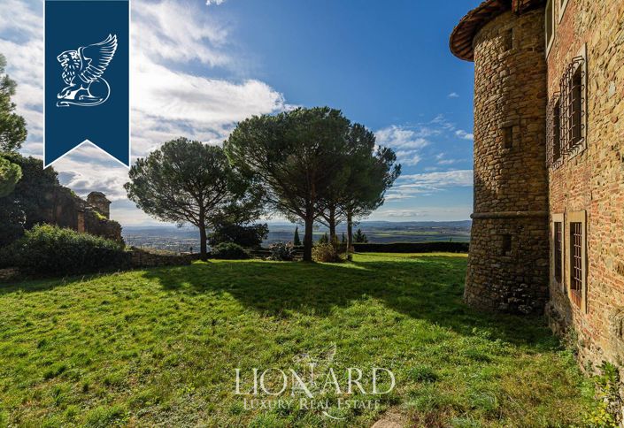 Image No.21-29 Bed Property for sale