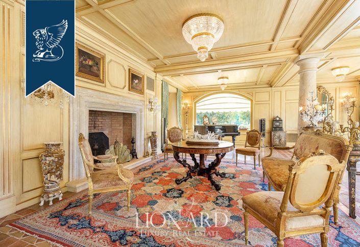 Image No.25-8 Bed Villa for sale