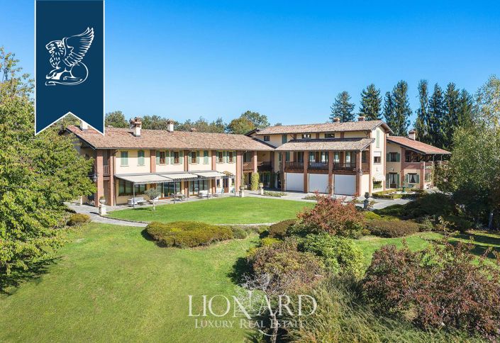 Image No.4-8 Bed Villa for sale