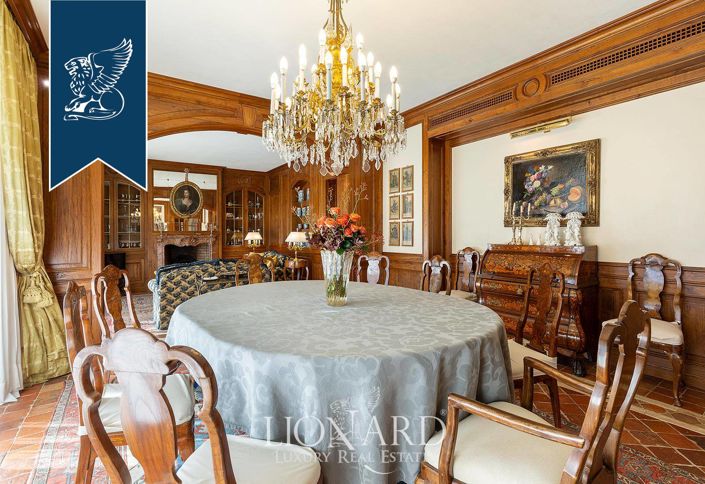 Image No.41-8 Bed Villa for sale