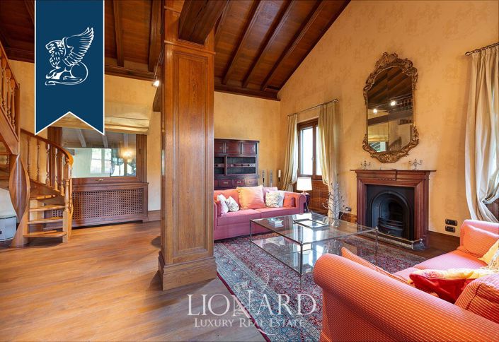 Image No.52-8 Bed Villa for sale