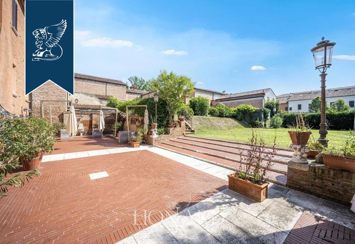 Image No.3-Un hôtel de 27 chambres à vendre à Ferrara